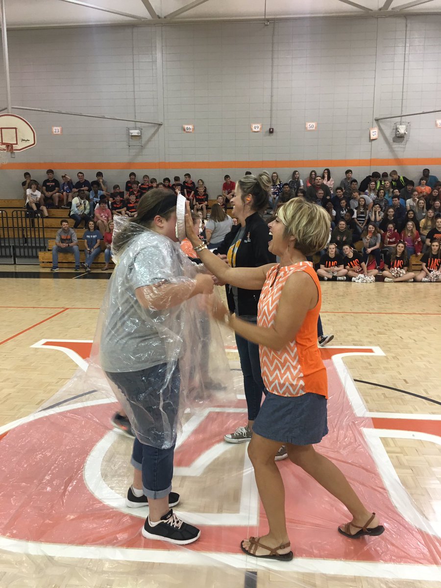 LMSRamblers's tweet photo. LMS pep rally! #lmsramblers https://t.co/ZLPRoy1Azc