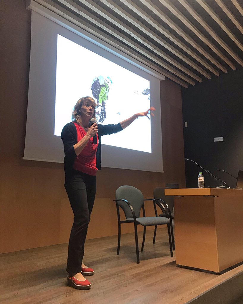 agromenauer's tweet photo. Final del #basmountainfestival amb @Aracelisegarra 
Un @CanTronaCCN a rebentar 
Moltíssimes gràcies a tots els assistents, a tots els ponents i a l’@ajuntamentbas 
Demà tots a la #lletissonada!!! https://t.co/qzP4f2dkDm