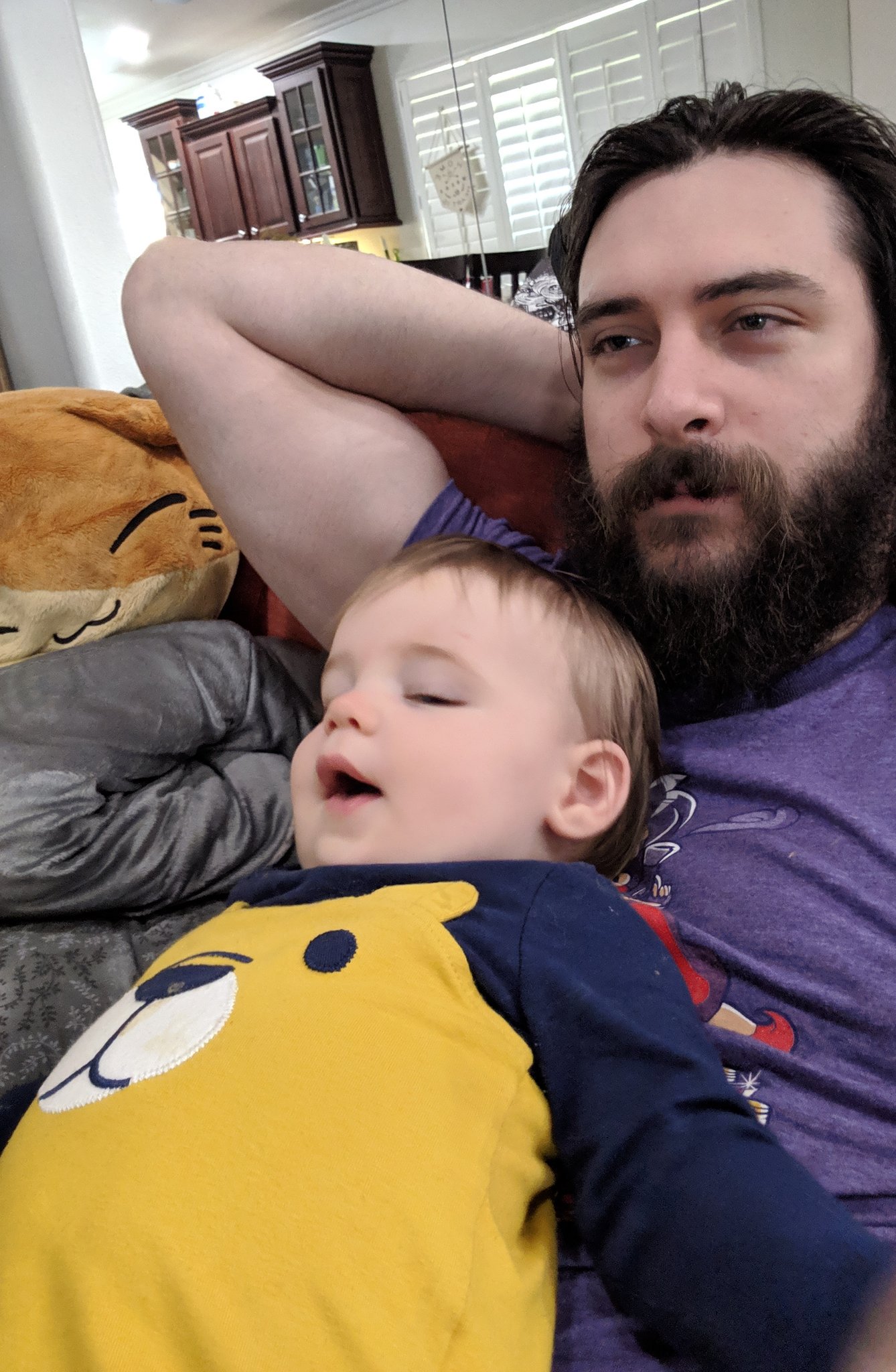 Sam Thorne on X: "Dodger: "Clarke squirms so much when I hold her"  Meanwhile in camp 'Dad Bod' https://t.co/ipaUwtxB5f" / X