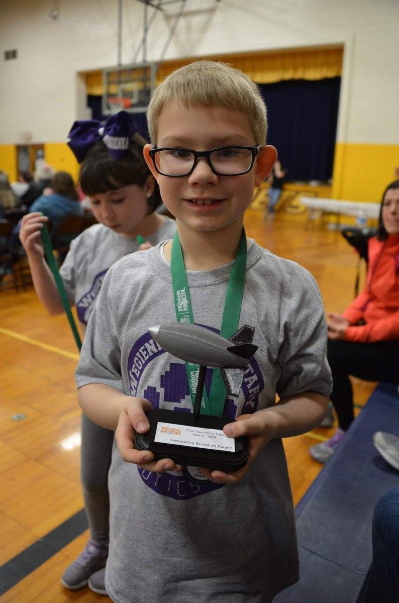 CassieSims05's tweet photo. Wegienka took home the Innovative Research Award at the FLL Jr. Mission Moon Challenge! Thanks to @MissDarnell7 for working so hard with these kids!  #wegienkawildcat https://t.co/CYtRFdO3rE