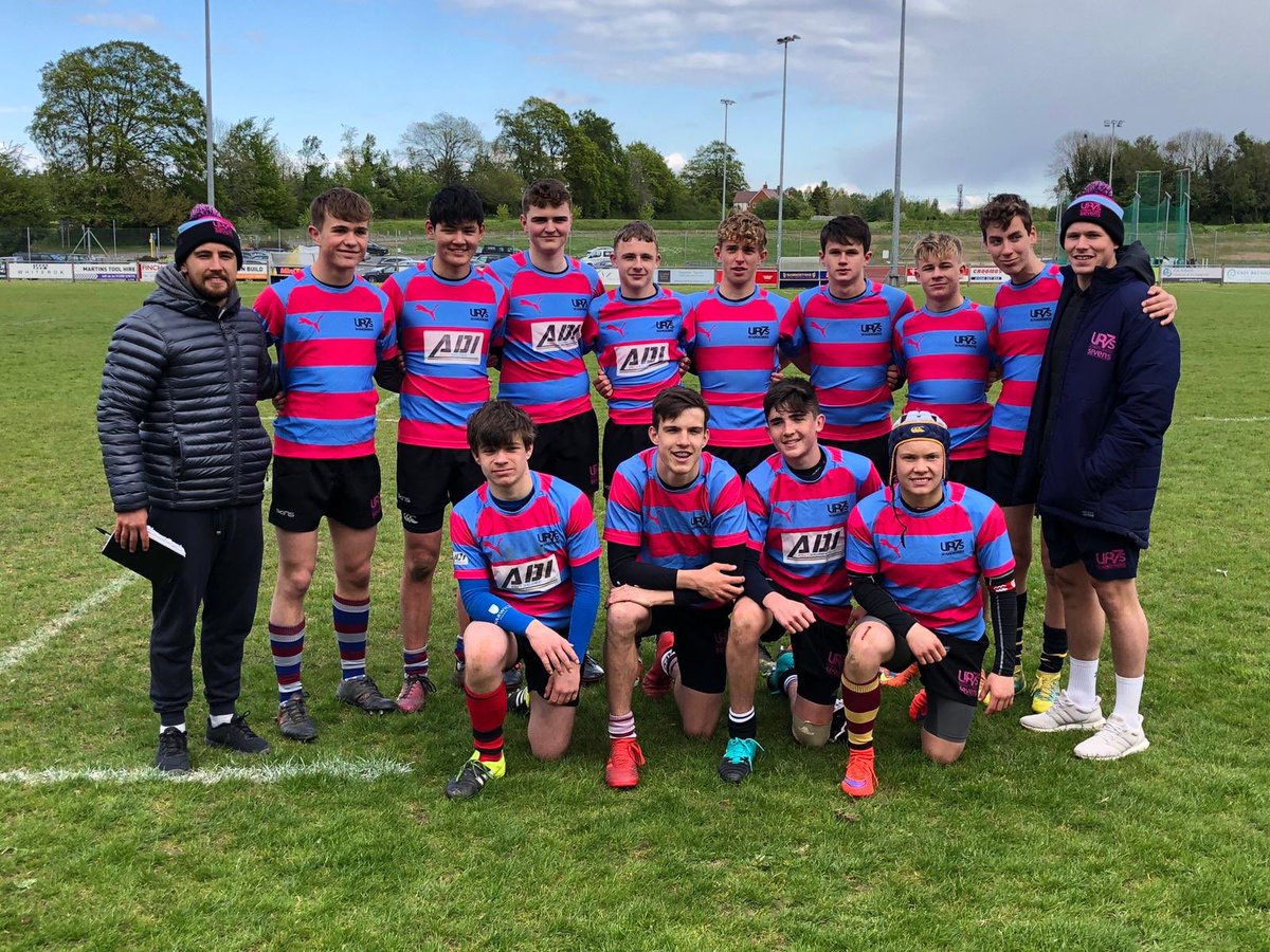 XXXXLDXXXX's tweet photo. @UR7s U15’s won the UR7’s Basingstoke Open Series Tournament - well done boys. On to Poole - Lytchett Minster 7’s next! 🏆 #UR7s #rugby7s #rugbysevens @HamptonRugby https://t.co/iijbYnWSgU