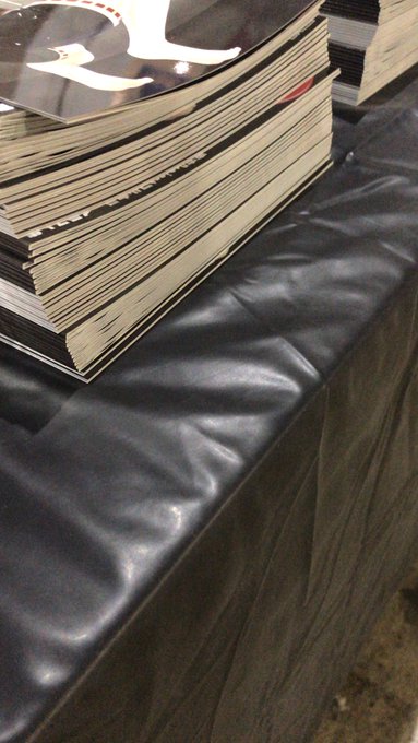 しきものはお馴染みゴムシートです 