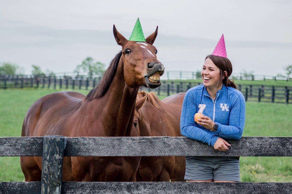 torijada6's tweet image. Happy 7th birthday lover boy!! 💗🍟🍎🌟 #SmartTransition #ottb