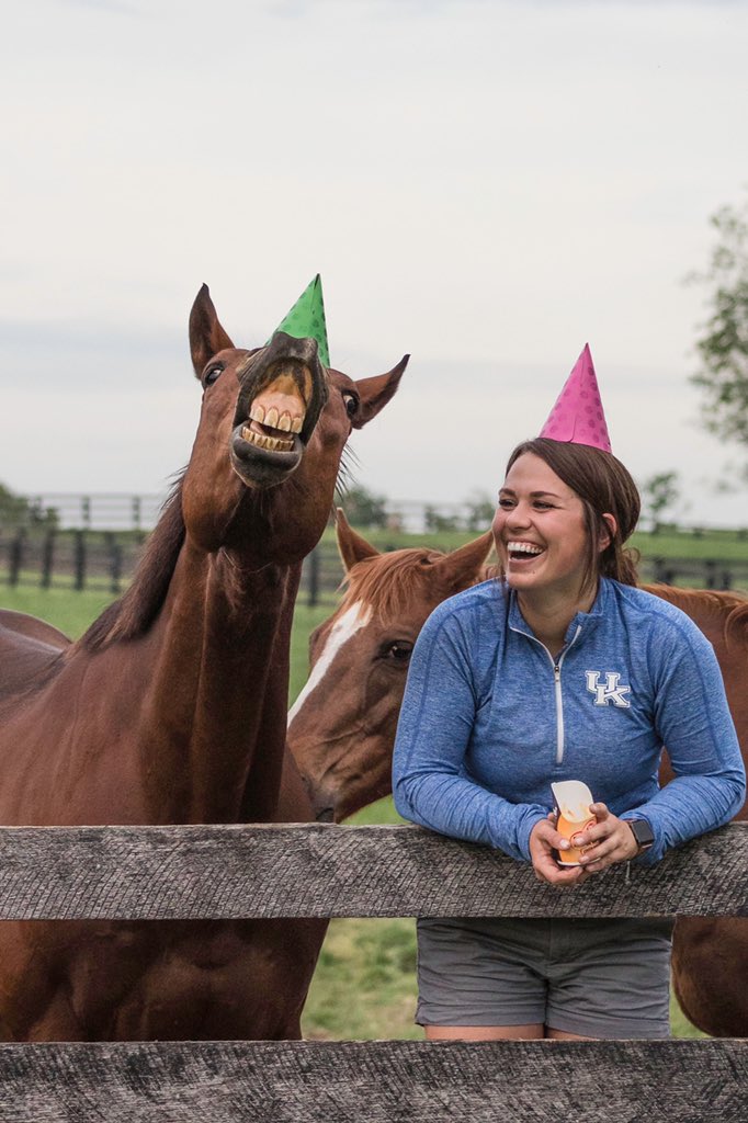 torijada6's tweet image. Happy 7th birthday lover boy!! 💗🍟🍎🌟 #SmartTransition #ottb