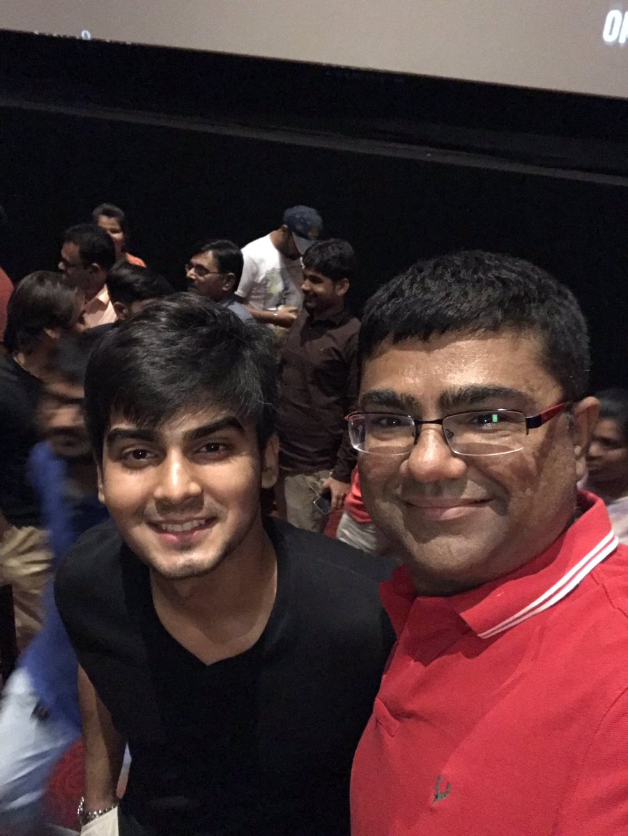 vishaldesai72's tweet photo. Bau na Vichaar is an amazingly imagined and directed by very young director @_Hrutul. Superb acting @devarshi7893 @gandhibhavya60 &amp; BD. Apt message was conveyed - Don’t Overthink, Never stuck in past/failures, live your dream with passion. #baunavichaar Must Watch @baunavichaar https://t.co/df5oC3bg4g
