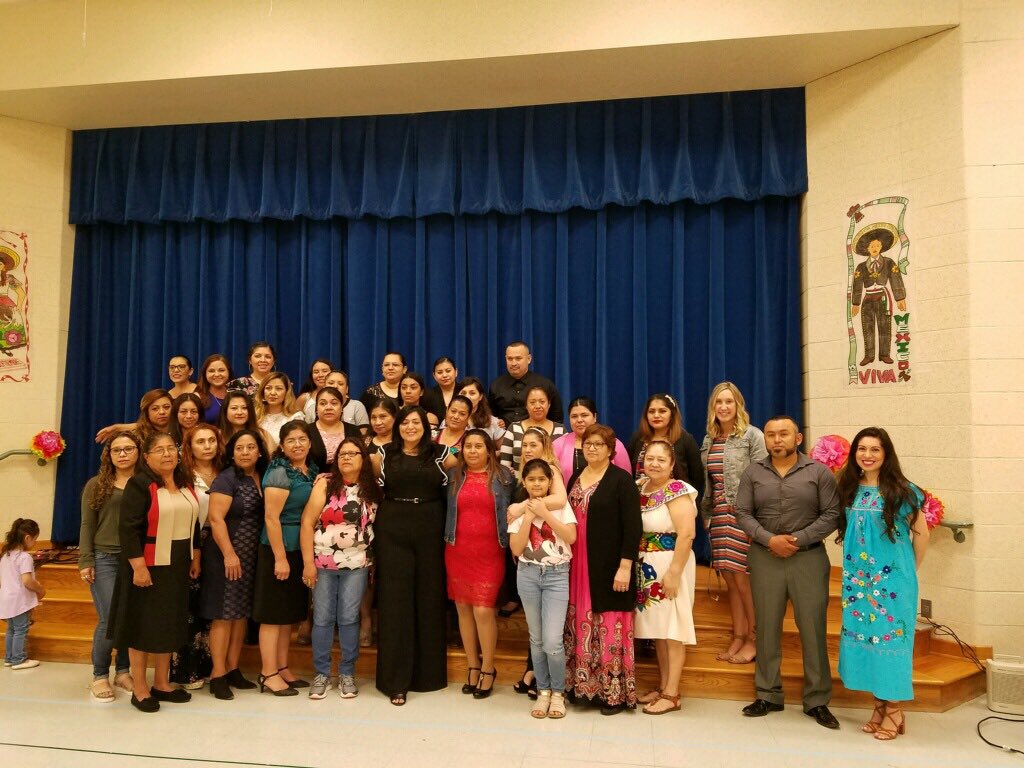 AvalosPTECH's tweet image. Thank you @Keeble_AISD for the opportunity to join you 2day in honoring and celebrating your parents for their achievement in English Language Learning! Parents are the #Heroes in the lives of children whose home language is not English. #2Cultures, #2languages, #2Worlds