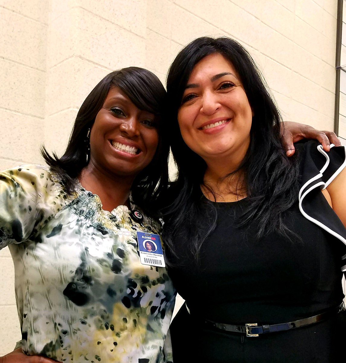 AvalosPTECH's tweet image. Thank you @Keeble_AISD for the opportunity to join you 2day in honoring and celebrating your parents for their achievement in English Language Learning! Parents are the #Heroes in the lives of children whose home language is not English. #2Cultures, #2languages, #2Worlds