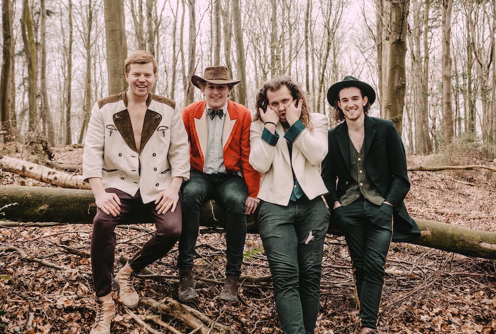 Hunkpapa :: The Grand Social 
☆ Friday October 11th ☆

➤ Tickets on sale now at bit.ly/Hunkpapa-DUB
<a href="/HunkpapaBand/">The craic</a> <a href="/TGSDublin/">The Grand Social</a>