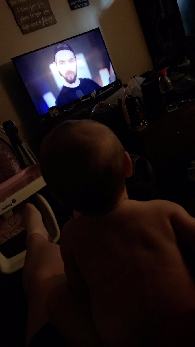DandraClark's tweet photo. I was trying to feed my daughter but she wanted to watch @Jack_Septic_Eye  instead https://t.co/2I8z39vDqJ