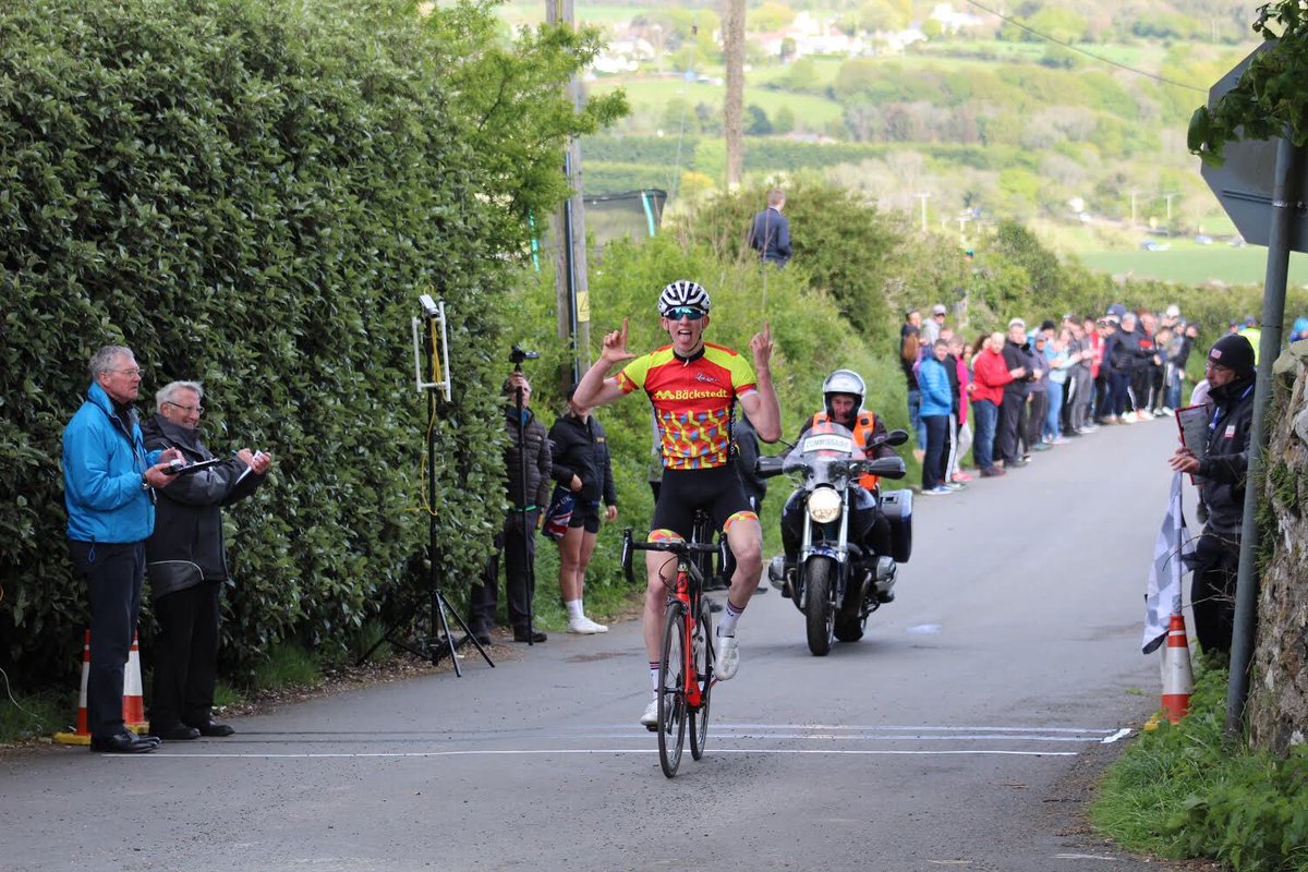 LewisAskey's tweet photo. Grabbed my first win of the year ‘solo’ at IOM National today 💥 Buzzing to take the win on my birthday just got to try hold onto the yellow &amp; green jersey tomorrow now!! https://t.co/gOUiHZJqjA
