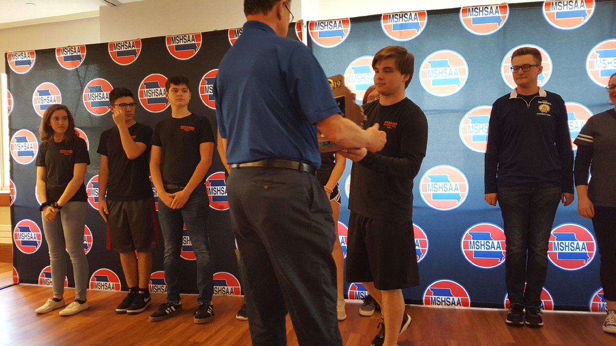 BowlKickapoo's tweet image. Scholar Bowl 3rd place!  Go Chiefs!!  Four years ago we didn't win districts and now we bring home a trophy!  Feels good!!!