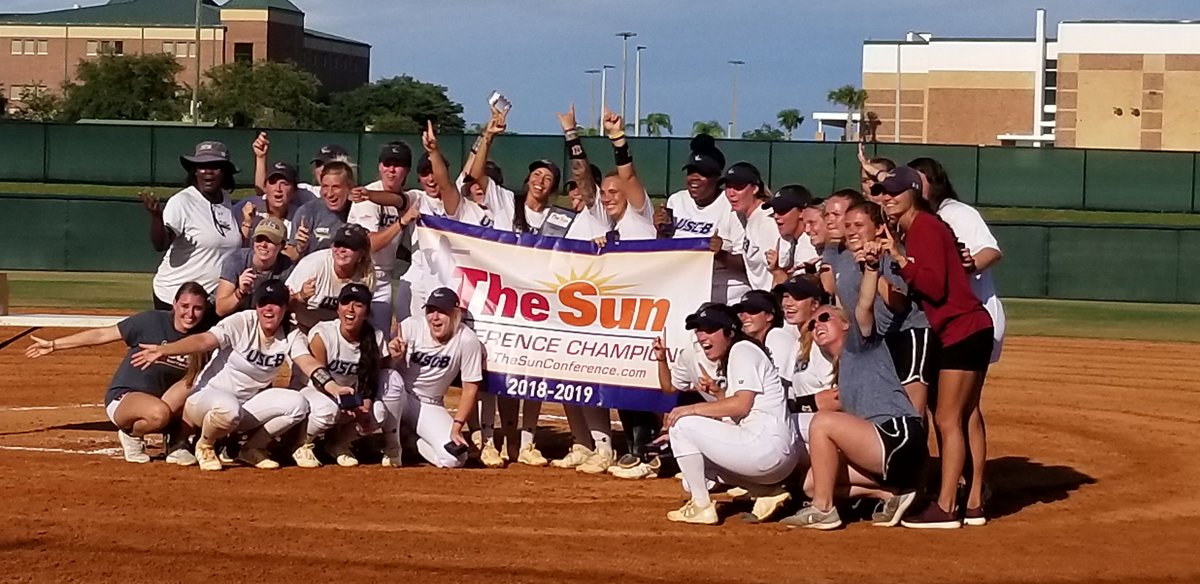 DavidMolloseau's tweet photo. USCB Softball Sun Conference Tournament Champs!! https://t.co/gfW6xJMYfT