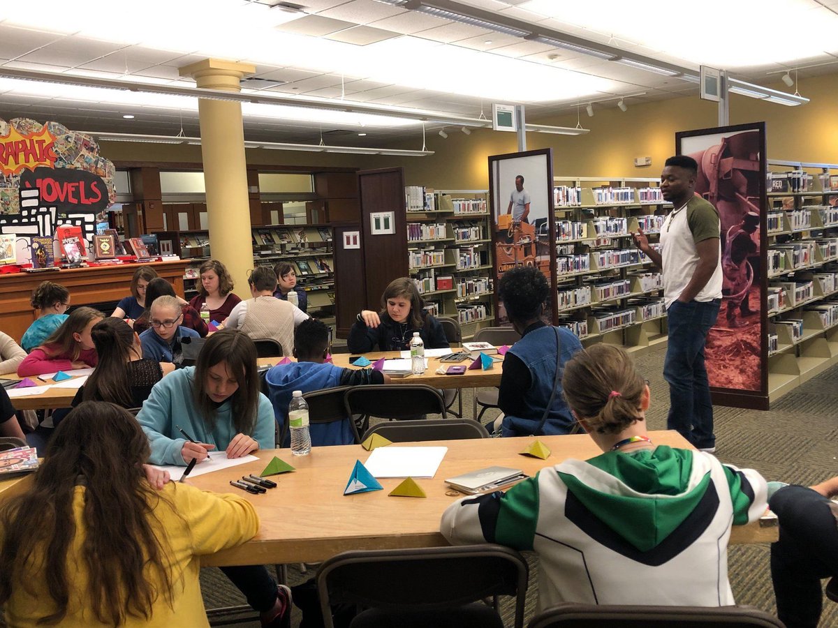 MCPLMO's tweet photo. Mikhail Shadeed led the Graphic Art workshop at @litupfest #litupfest https://t.co/n6slWxad5W