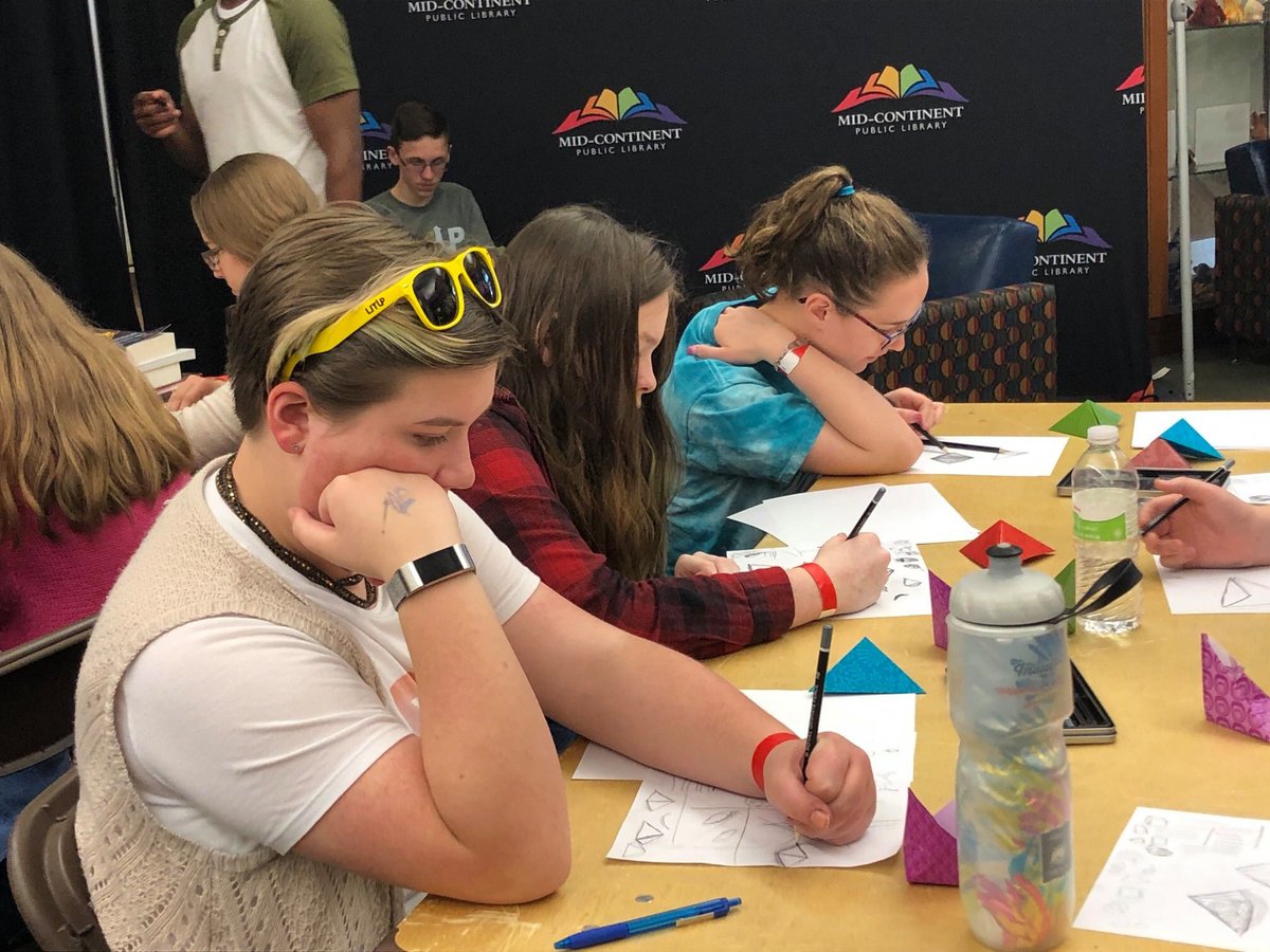 MCPLMO's tweet photo. Graphic Art workshop at @litupfest. #litupfest https://t.co/8olWpdgoB1