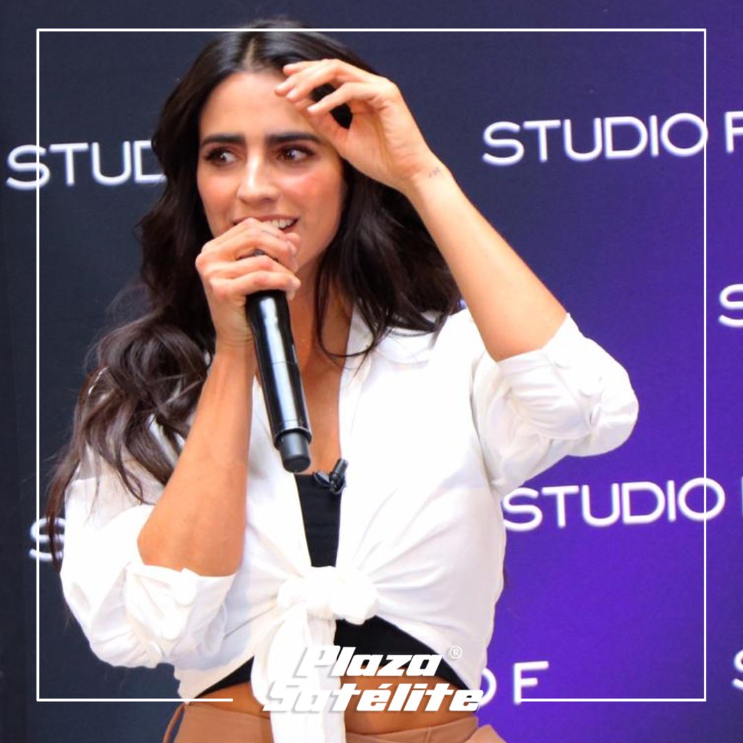 PSatelite's tweet image. #StudioF invitó a Bárbara de Regil a sus instalaciones de #PlazaSatélite. Durante su visita, compartió tips sobre salud, moda y convivió con sus fans que se dieron cita para conocerla. 👱‍♀🙌🤩🤗