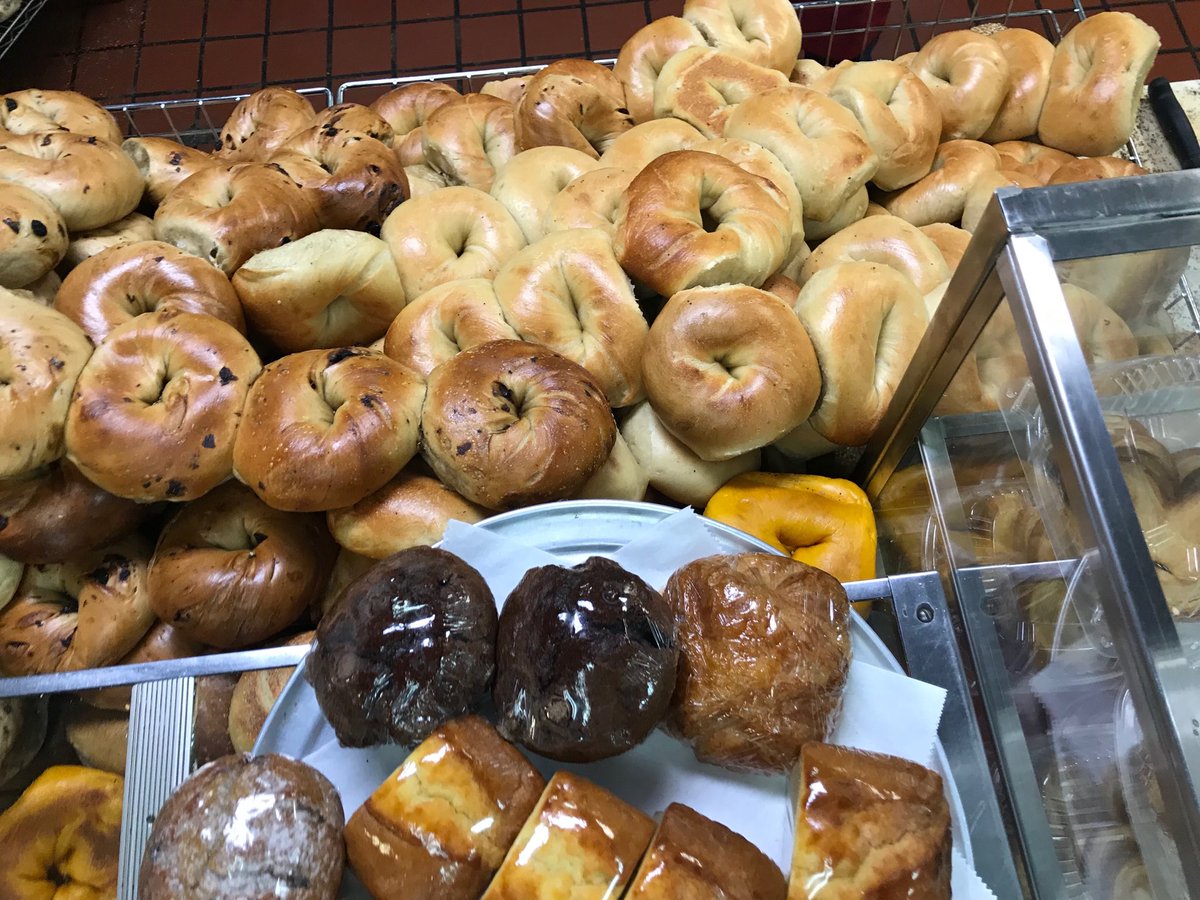 jeremyg2k's tweet photo. #AbsoluteBagels #UWS https://t.co/WVMJRUHFYU