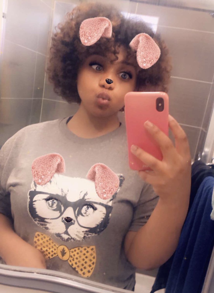 cscurvin1's tweet image. Anybody recognize this cat from #DockerCon2019