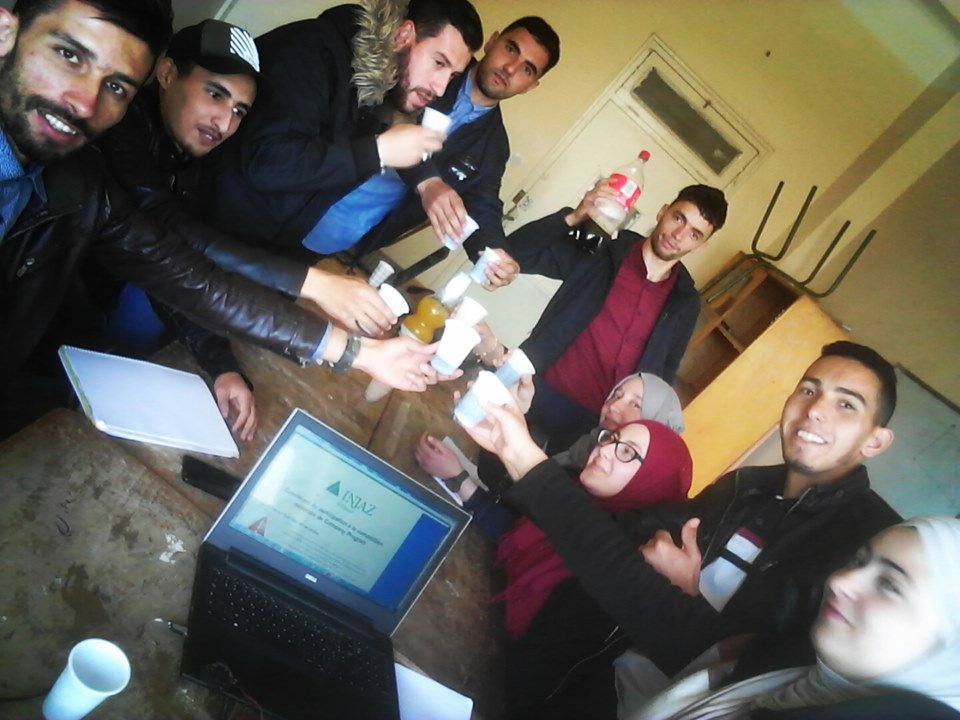 EVATech3's tweet image. 0% on Refuse 
20% on ne peux pas 
40% on aimerez
60% on Pourrez
80% on peux 
100% on la fait 
#QUE_LA_FAMILLE
#indjaz_el_djazair
#entrepreneurs 
#algérie,#concours,#leaders,#EVATech