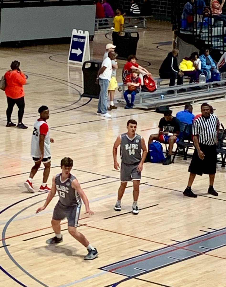 BJBCBasketball's tweet photo. Newcomer @BJBCBasketball 2023 @RomeYarbrough on his first 3pt bucket with the assist from 2019 @jwebb0413. Congrats Rome and welcome to the BJBC Shooting Squad!!  #BJBCHoops #BasketballDoneRight #DaddyBall🏀💪 https://t.co/Dee8iZF05r