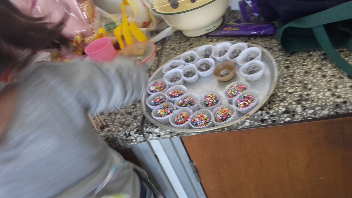 Como cada sábado acompañando y disfrutando junto a los niños y jóvenes de las actividades de <a href="/Escuelabierta1/">Fundación Corazones Azules</a> <a href="/SomosCAJ_2019/">#SomosCAJ2019</a> Y Centro de Actividades Infantiles #CAI <a href="/MEducacionSalta/">Ministerio de Educación de Salta</a> <a href="/fguillesaavedra/">GUILLERMO SAAVEDRA</a> <a href="/aniberruezo/">analia berruezo</a> <a href="/patriciapinasco/">Patricia Pinasco</a> <a href="/artydance23/">Gilda Rodríguez</a>