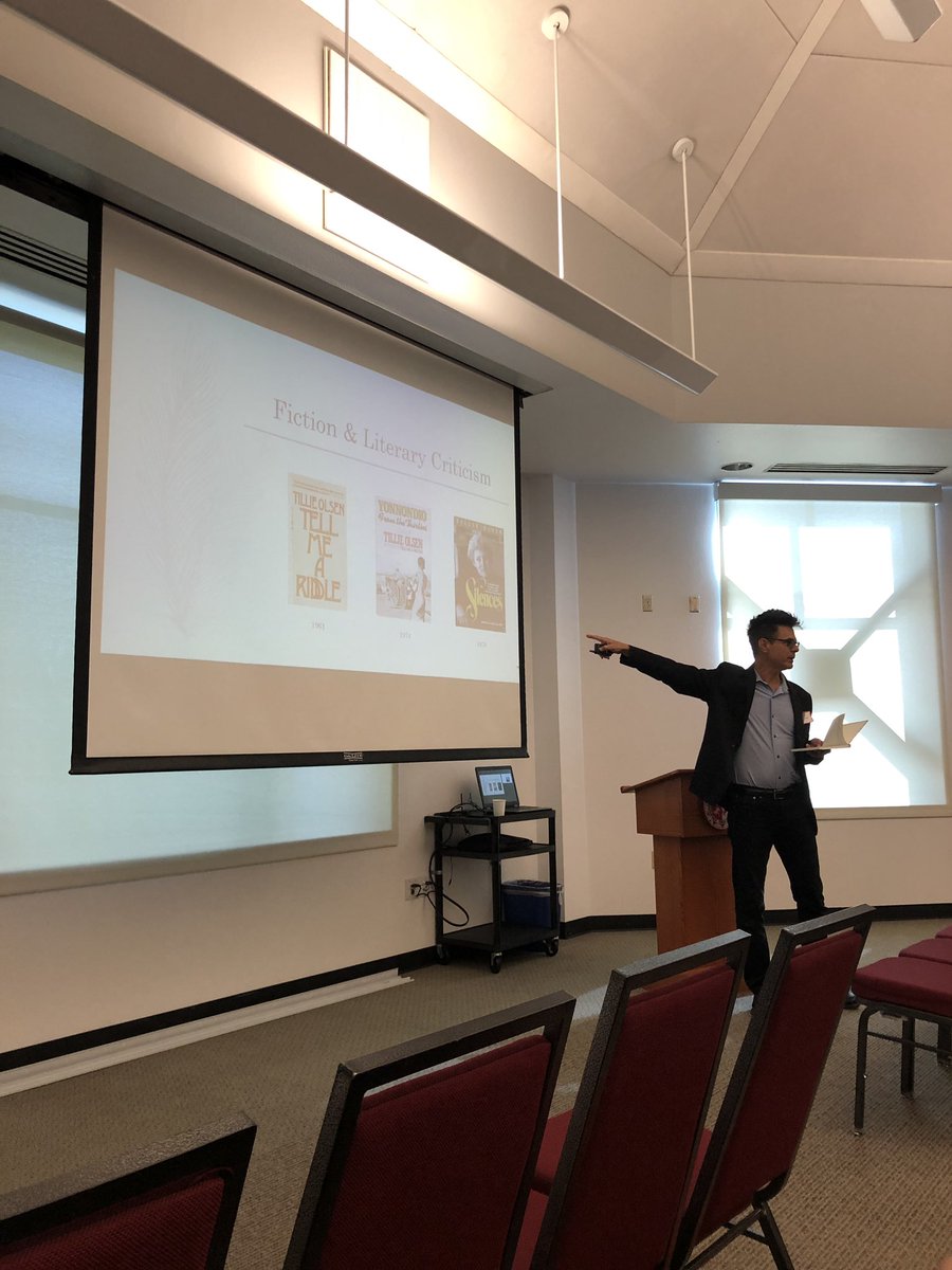 agsecsun's tweet photo. Dr. Dawahare reading from his new book on Tillie Olsen!
#anthonydawahare #csunenglish #csunliterature #facultyreadingseries #tillieolsen https://t.co/3lT3tZfVf3