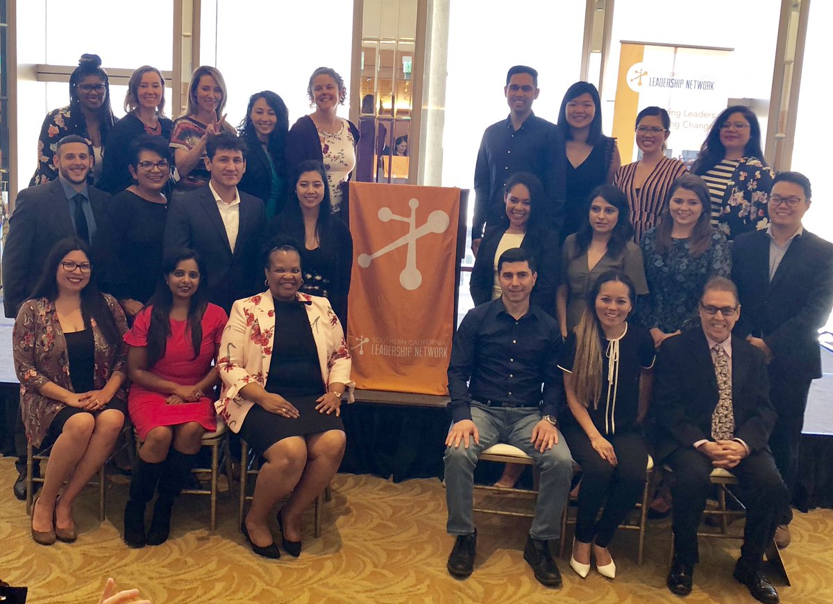 salinas_ms's tweet image. Congrats to the @SCLN team! Preparing professionals for non profit board service. #RiordanLeadershipInstitute #Class51