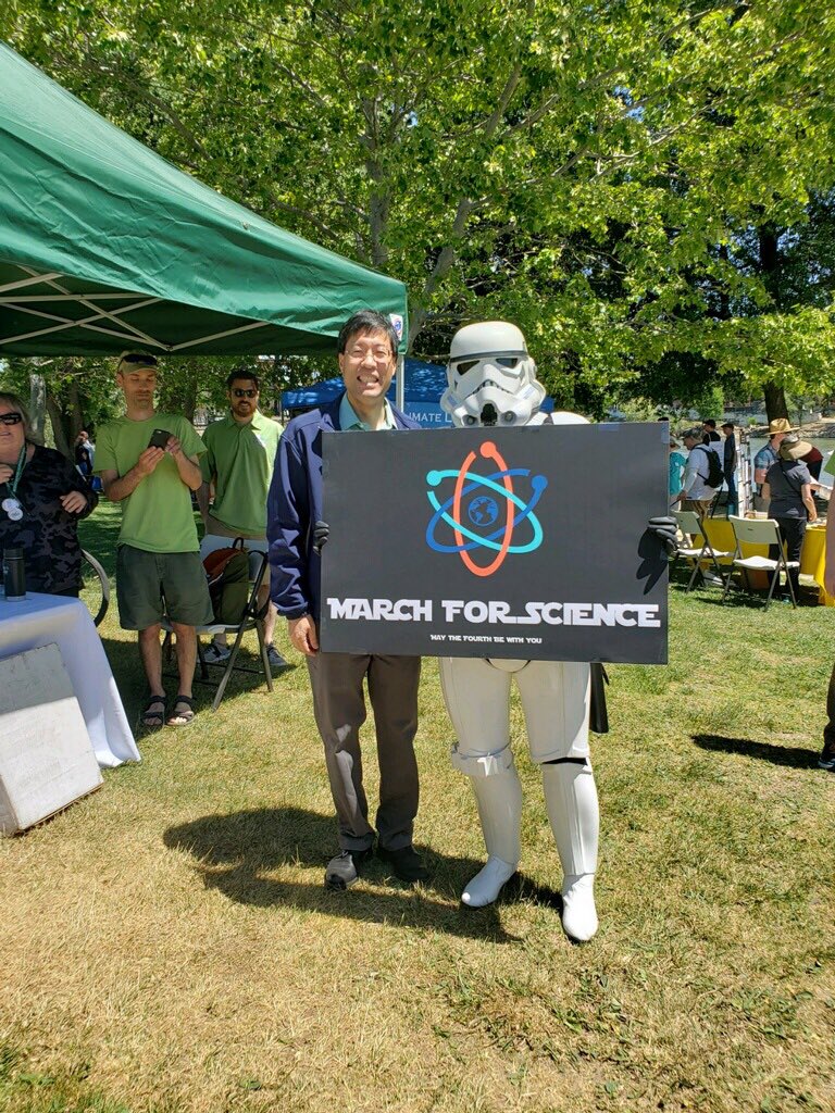 DrPanMD's tweet image. Even anti-vaxxers w/ the Dark Side need #CommunityImmunity to keep their family safe from #measles &amp;amp; other VPDs. #VaccinesWork #IVax2Protect #FakeMEsHurtKids #SB276 #MarchForScience #MayTheFourthBeWithYou @SacScienceMarch @VaccinateCal