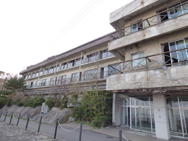 廃墟ホテル 廃墟ホテル