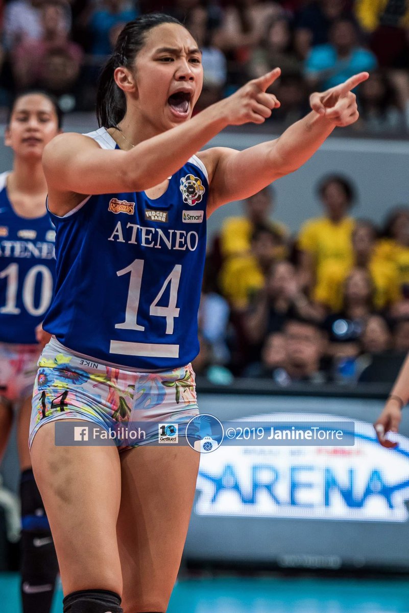 HOLD ON. 💙 We're going to win 🙏☝️

📸: Janine Torre

#SoarHighEagles #OBF