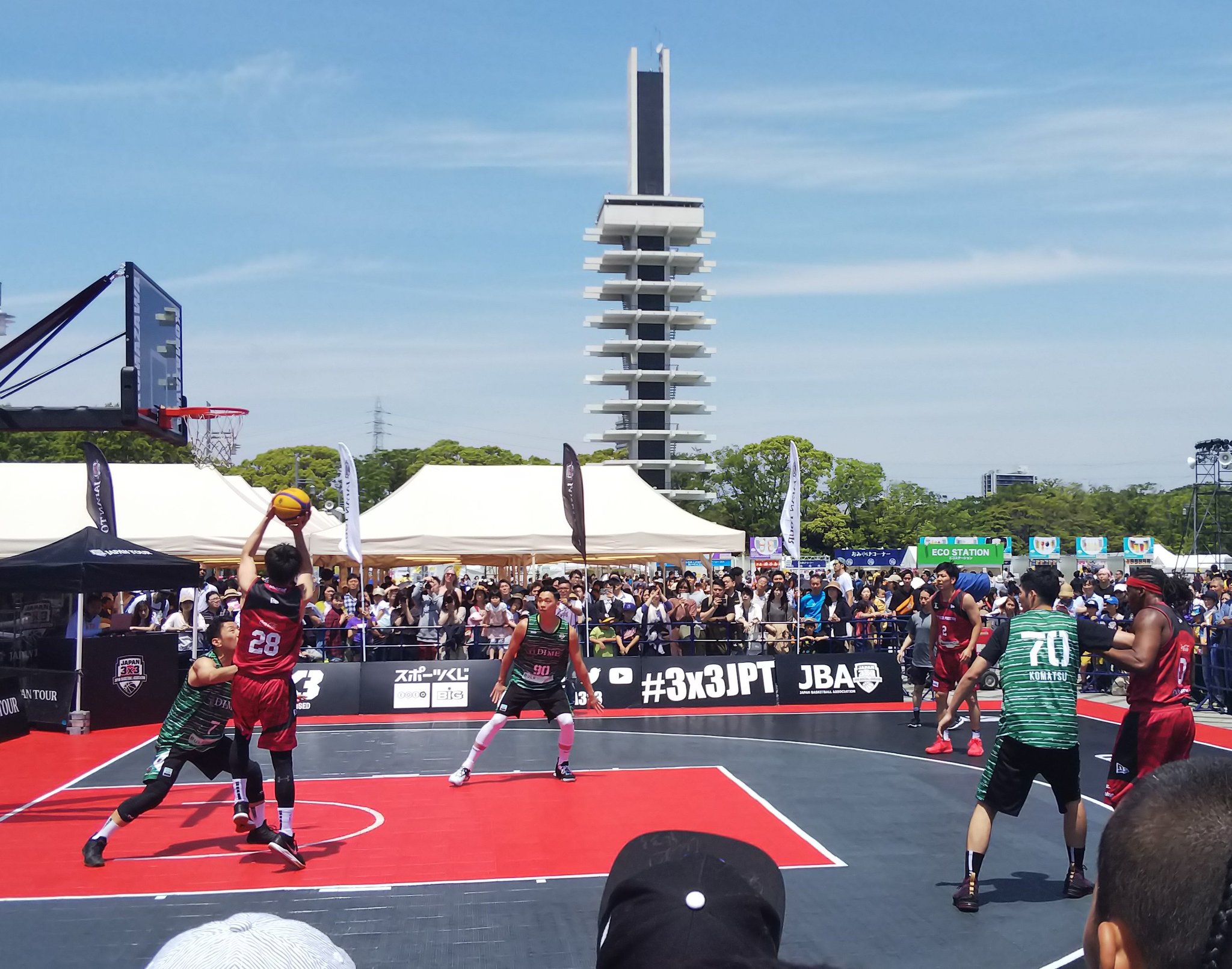 藤井まな 世田谷区議会議員 A Twitteren 駒沢公園では3x3 スリーエックススリー の試合も開催されていました 昔はスリーオンスリー って呼ばれてましたよね バスケとは違うルールがいくつもありました 勉強になりました 3x3 駒沢公園 バスケ 駒沢オリンピック