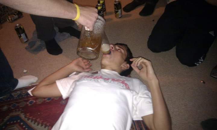 "Got a game Sunday?"
"Nah week off"
"Upto much, Bank holiday and all that?"
"Just gonna get absolutely Partridged to be honest mate" 🥴🤯