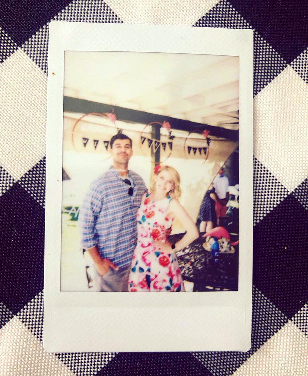 OliviaDeGennaro's tweet photo. Guess who won $37 betting on #CountryHouse and wore the brightest floral dress at the derby party... 🐎💁🏼‍♀️
⠀⠀⠀⠀⠀⠀⠀⠀
#winnerwinnerchickendinner #kentuckyderby https://t.co/iNNUCLs42J