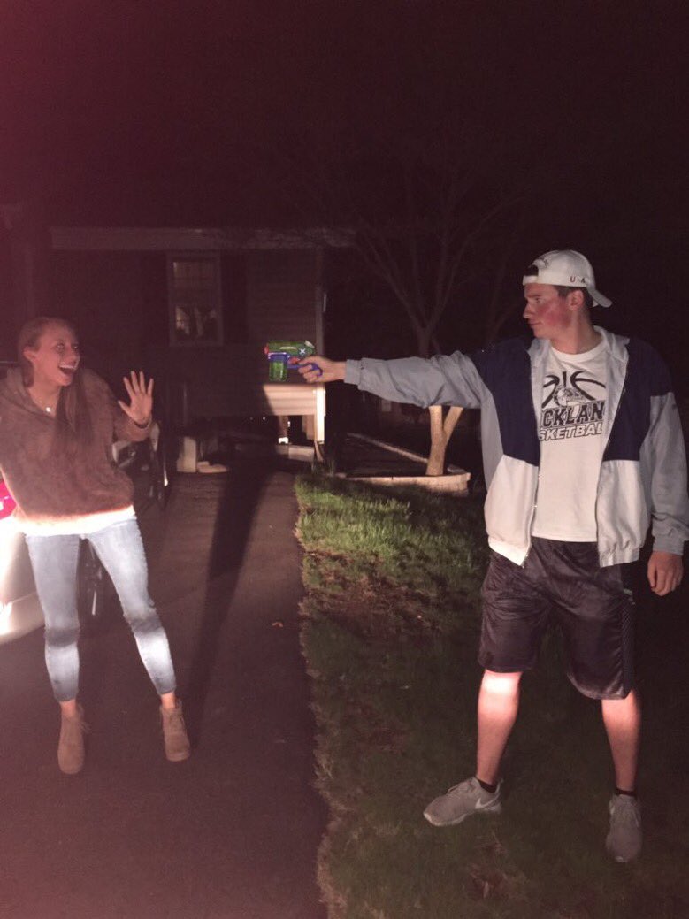 RHS_assassin19's tweet photo. Molly is out :( https://t.co/hxZeMSzfSN
