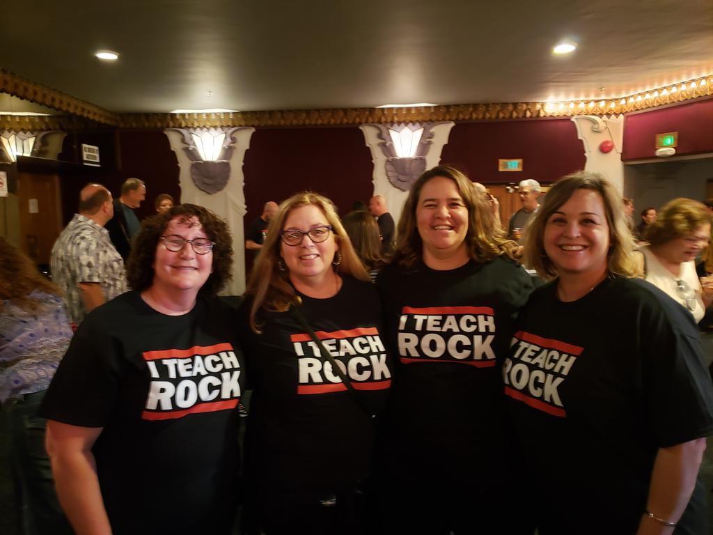 WalthallLisa's tweet photo. HESD and Bard represented at Little Steven's workshop for teachers. Can't wait to rock after! #hesdpride #teachrock #discipleofsoul https://t.co/6MJxoTlvJ8