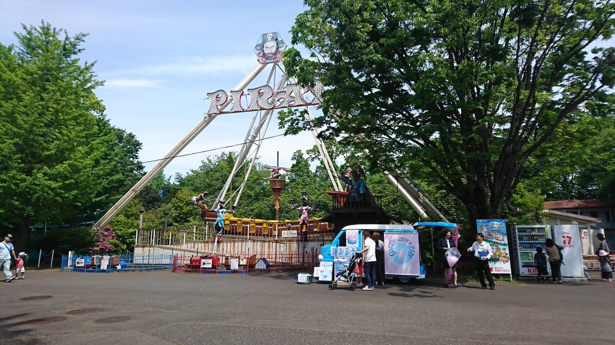 tomzo1977's tweet photo. としまえんにきたけど、ネズミーランドと比べて庶民感が半端ない。
だが、それが良い(´ω｀) https://t.co/IHuDclwAGL