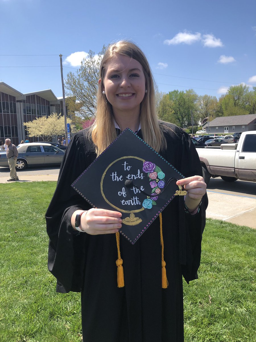 Te_Downs's tweet photo. Congratulations #NWGrad @tayadowns15 https://t.co/TVULZWOJ8h