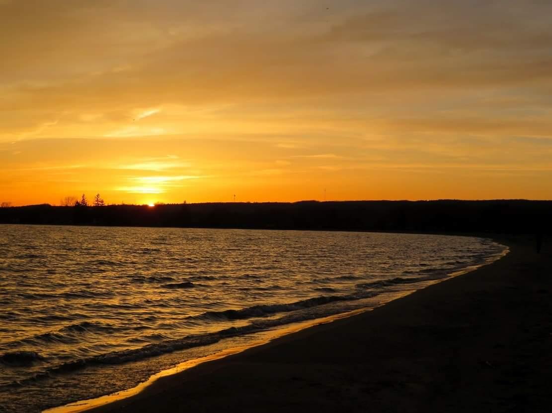 RabbitsRon's tweet photo. #Presquile #sunset #Popham Bay #Canada https://t.co/uhLPibWA0f