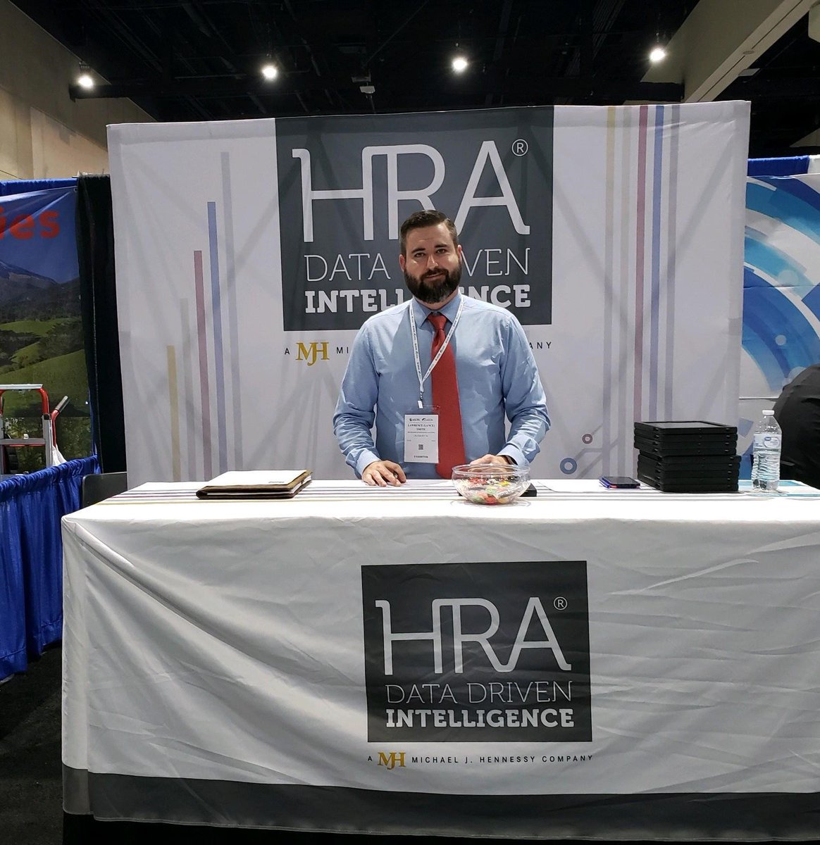 Health_Adviser's tweet photo. Swing by our booth at #ASCRS2019 and speak with Lance or Marilynn to participate in our many research opportunities! https://t.co/0aWuhYS0au