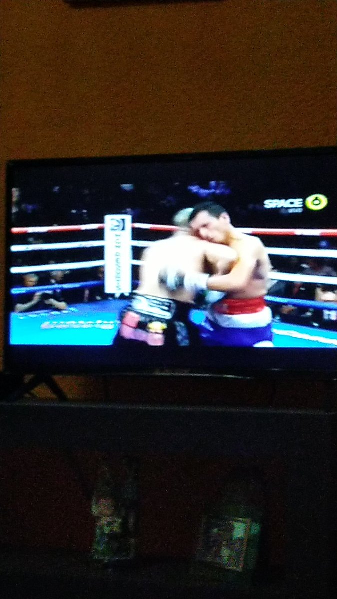 fernandino2do's tweet photo. Desde GDL, #CombateSPACE esperando a ver como callan a Canelo https://t.co/1tFa4Jezhi