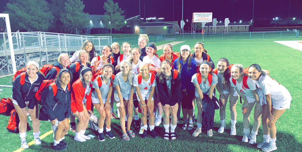 Big win for the Lady Warriors tonight against Edwardsville!! GC is so proud of you ❤️⚽️ <a href="/GchsLadySoccer/">GCHS Girls Soccer</a>