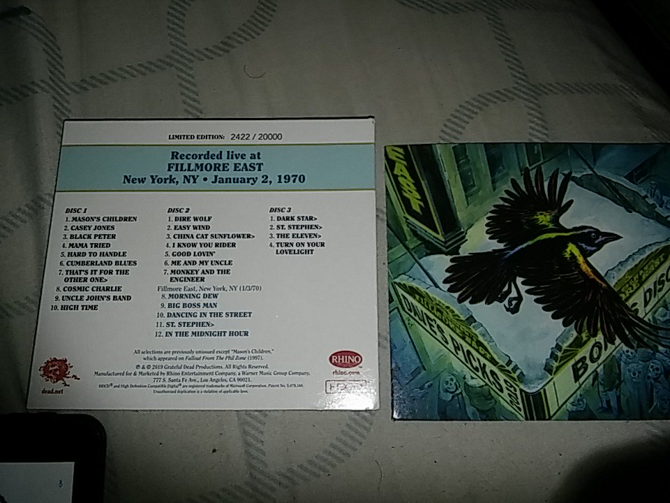 2ndShiftSucks's tweet photo. Woohoo! Look what arrived today #DP30 2422/20000
⚡🌹💀🎶👍😎✌
@GratefulDead @lemieuxdavid https://t.co/t9HqbdXPT3