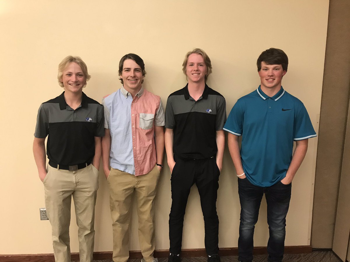 Thank you Dacotah Ridge Golf Club and Lakeville South for hosting. The players had a great time competing and gained some experience that will help us in the future. 
#qualitycourse
#outstandingfield
#nevergaveup