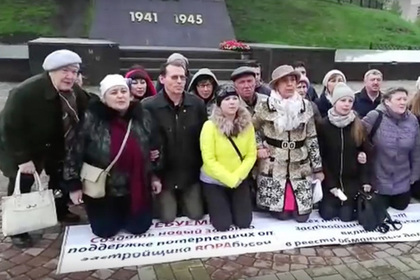 <a href="/D_Azaroff/">Дмитрий Азаров</a> 
<a href="/ENChudaev/">Евгений Чудаев</a> 
<a href="/V5AXBui3mURe6AY/">Обманутые Дольщики ООО Горос.</a> Мы умоляем, просим достройте объект Советская/Черемшанская