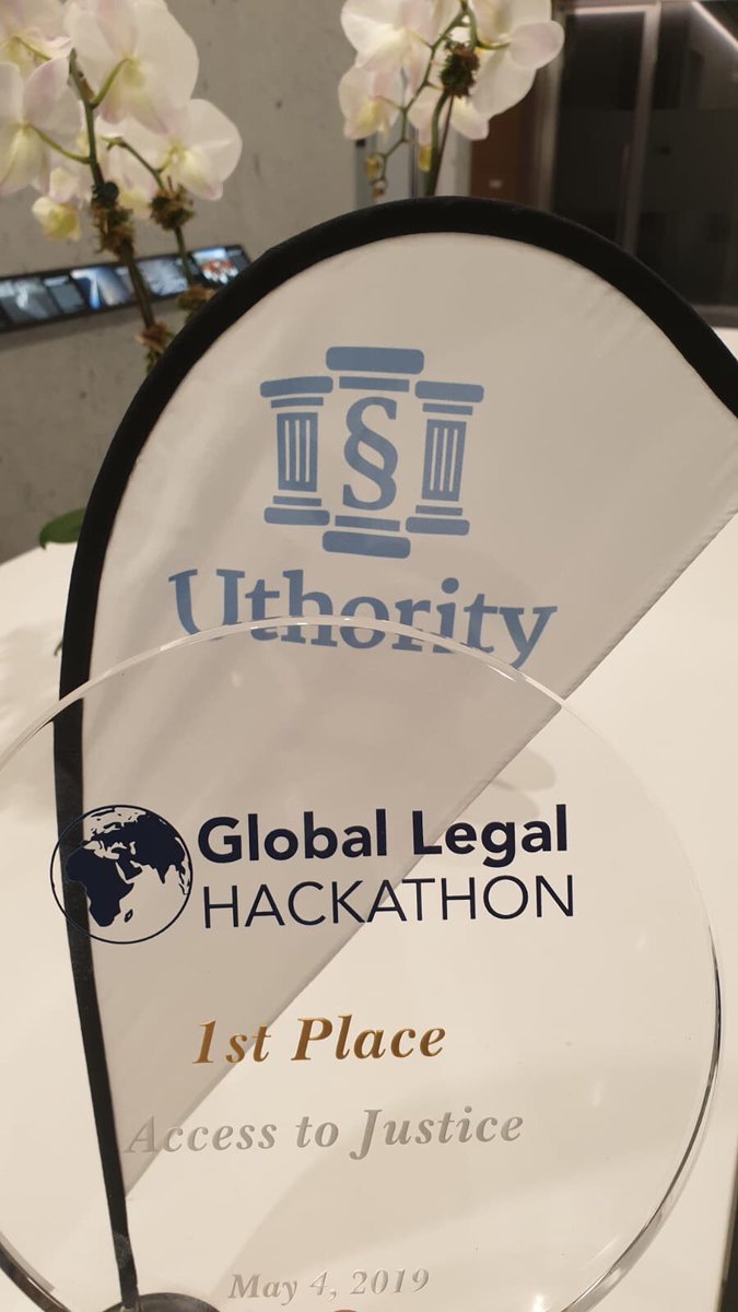 WoltersKluwerD's tweet photo. Sie habe es geschafft: @UthorityApp gewinnt das Finale des @worldhackathon in New York! Wir sind stolz auf Euch, lasst Euch feiern. #GLH2019 #GLHFFM #a2j #legaltech https://t.co/GzkIegbvLS
