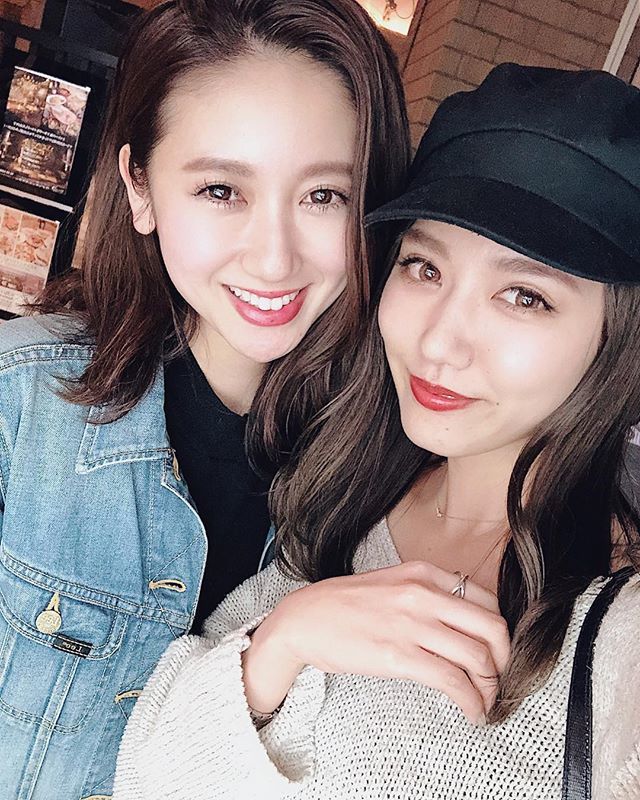 らぶたん💓💓
相変わらず面白すぎた🤣
ほんとーにありがとう🥺
ㅤㅤㅤㅤㅤㅤㅤㅤㅤㅤㅤㅤㅤ
またぜったいに会えるから寂しくないもんね🐻❤️
ㅤㅤㅤㅤㅤㅤㅤㅤㅤㅤㅤㅤㅤ
#まおたん #のんたん #rienda #riendagirls4期生 bit.ly/2GUODoA