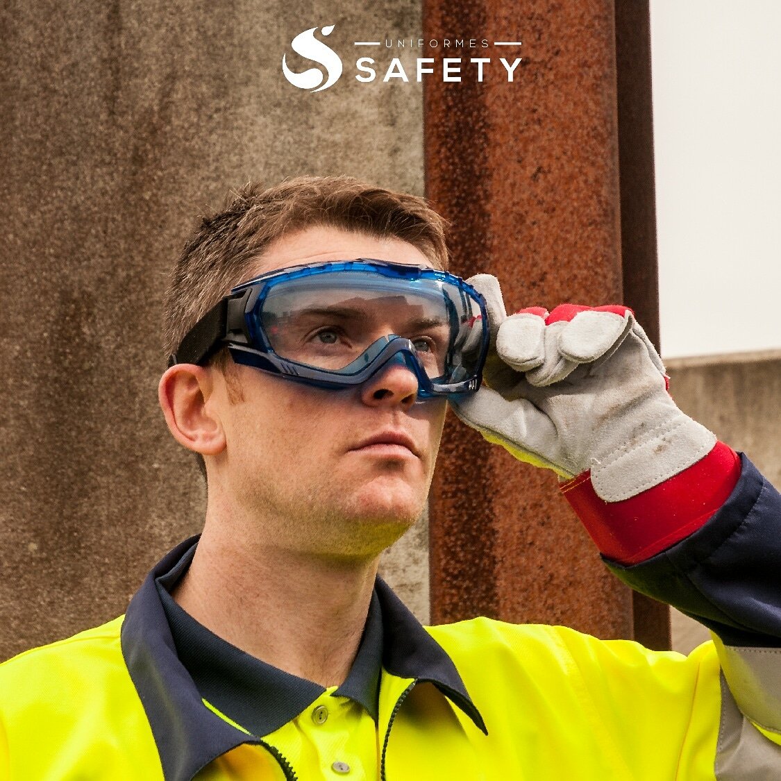 La colección PORTWEST de protección ocular incluye gafas de seguridad y pantallas, diseñadas para proteger los ojos y la cara de los trabajadores contra los daños que puedan ocasionarse en las actividades laborales