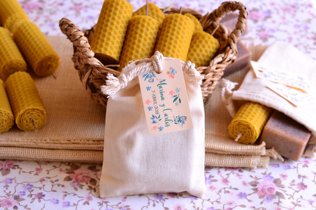 eljaboncasero's tweet photo. Jabones artesanales naturales y Velas de Miel, detalles para bodas ecológicas. Son preciosos e ideales para regalar a los invitados.
https://t.co/8cZ2MQoc0c
#bodasecologicas #bodaskraft #bodasrusticas #velasbodas #bodas2019 #bodas2020 #bodasespaña #velasparabodas #velas #bodas https://t.co/KJgNDhEG5k