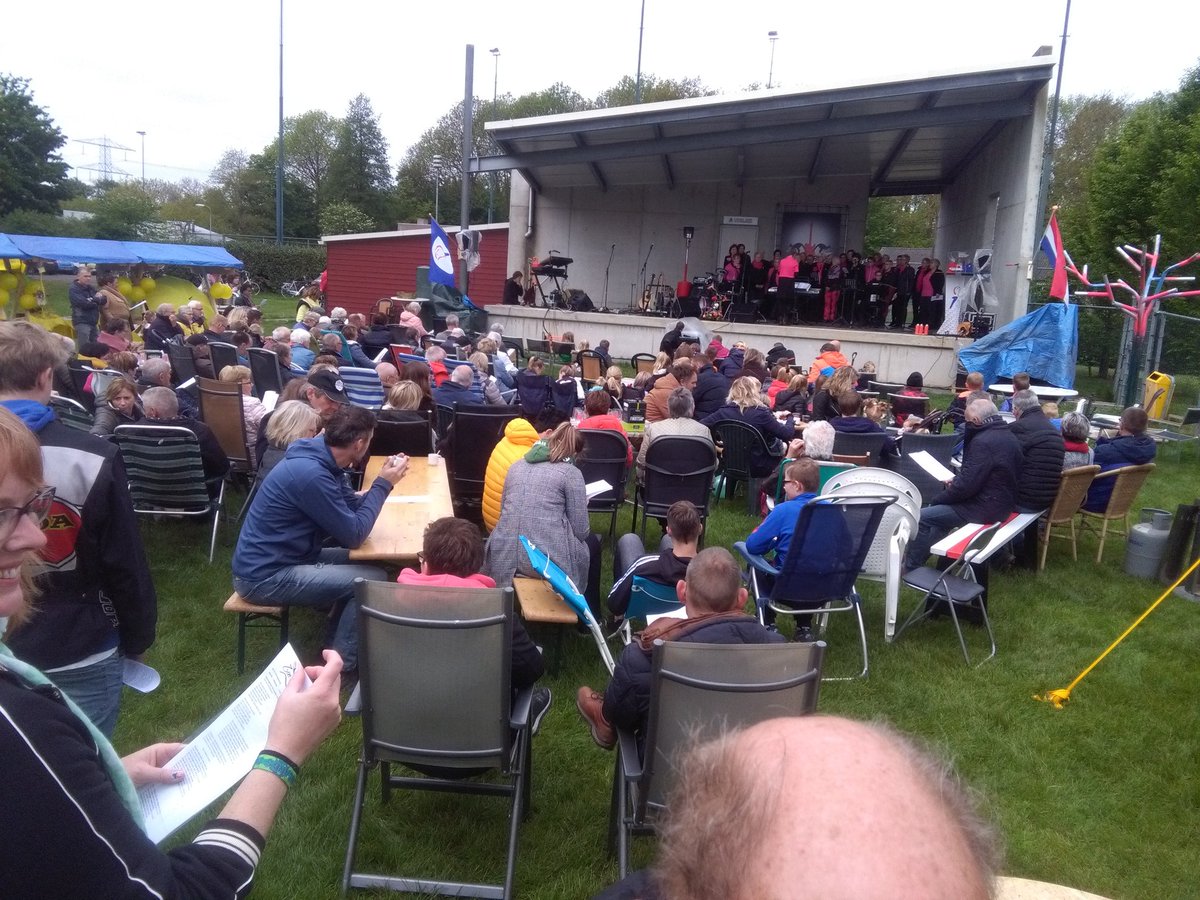 #Luttelgeest is los op het eerste bevrijdingsfestival in Luttelgeest.