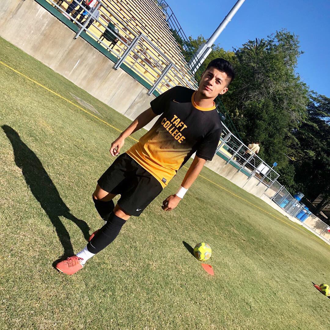 johanrod_99's tweet photo. Feet on the gas, trappin’ dem bags, run up a sack, and never look back ⚽️😤🍴🚫🧢 #TCForever https://t.co/uksavM2TGe