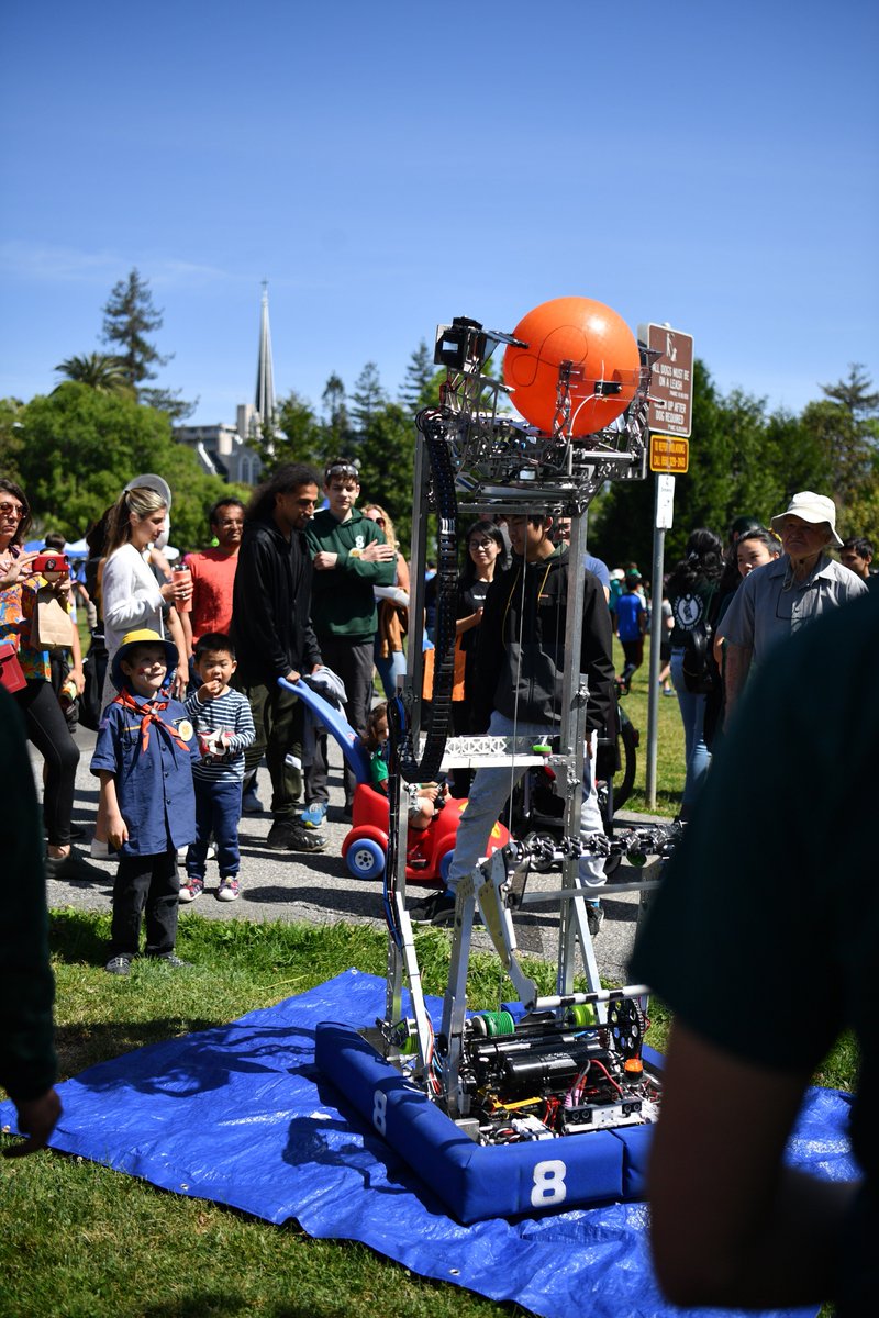 We had an amazing time demoing our robot at our community's annual May Fetê Parade today, and #MayThe4thBeWithYou! #frc8 #omgrobots #ForceForChange #FIRSTRISE #StarWarsDay2019